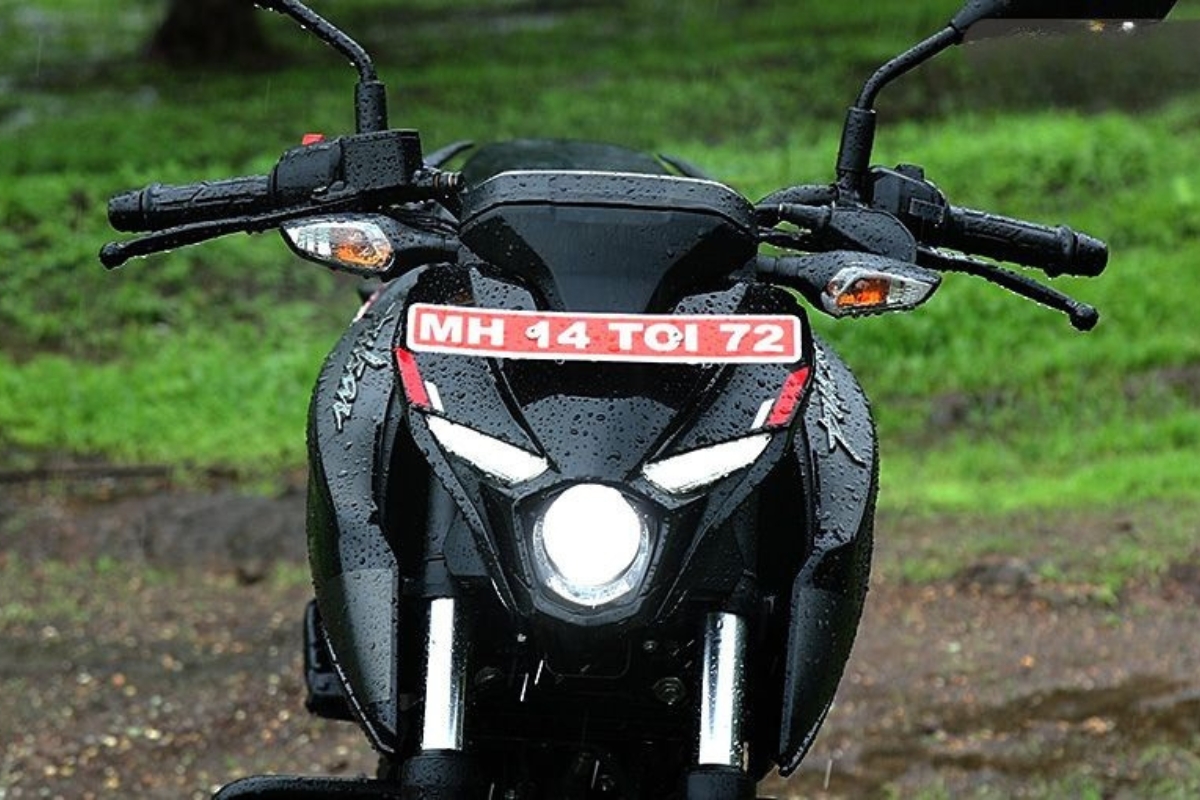 Bajaj Pulsar N160