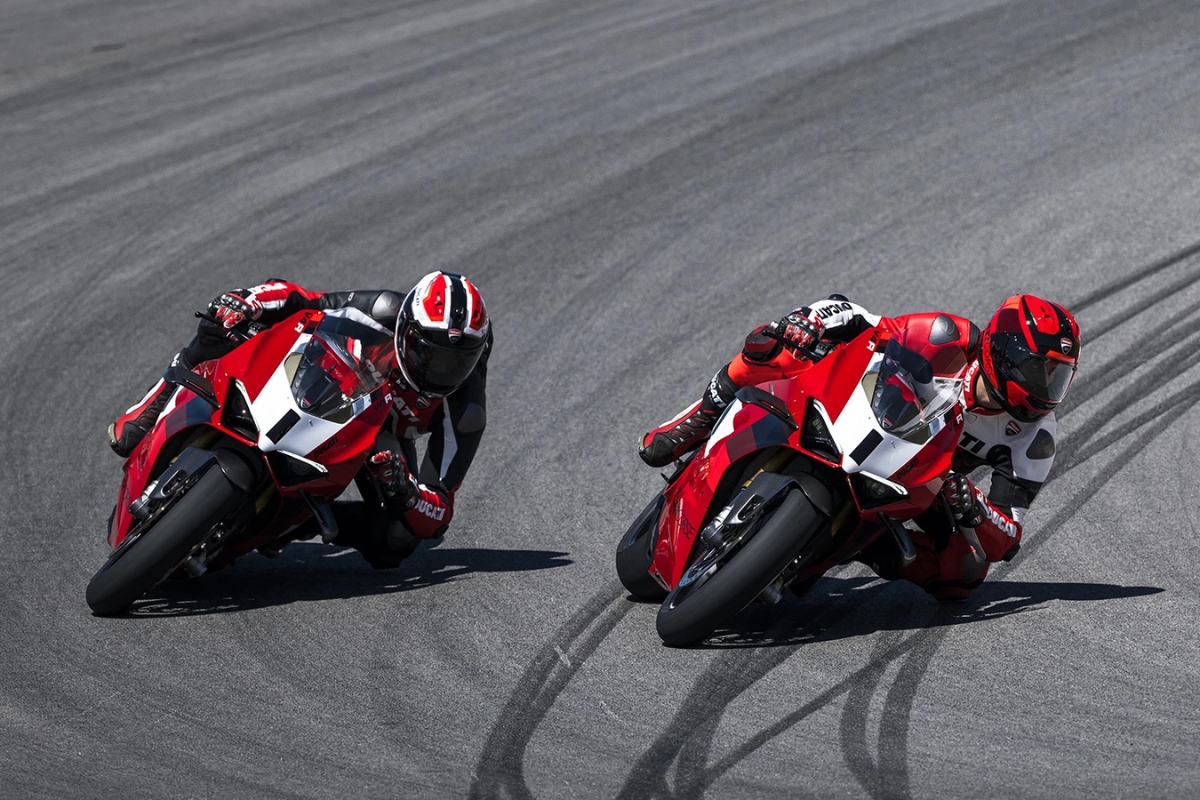 Ducati Panigale V4 R