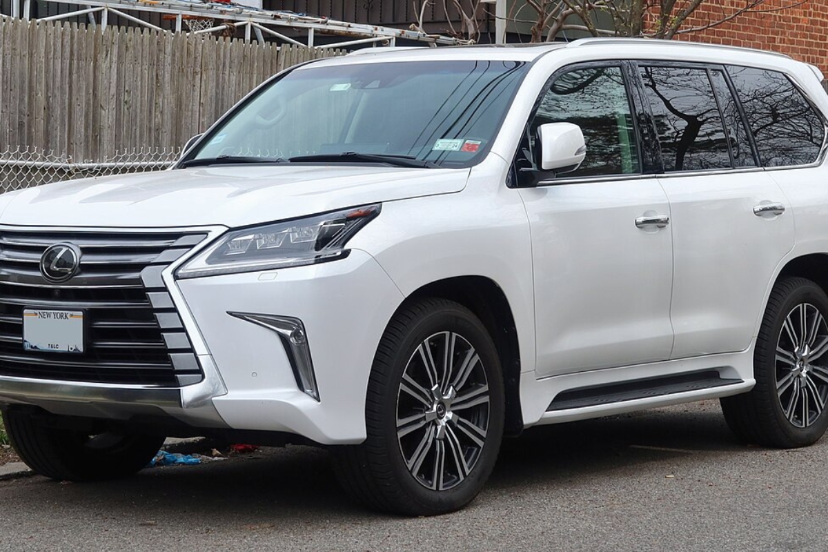Lexus LX
