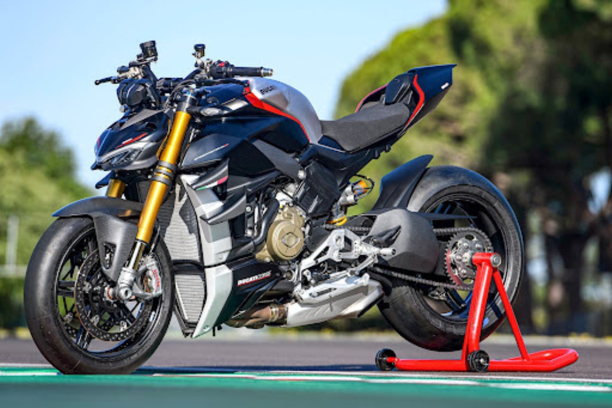 Ducati Streetfighter V4