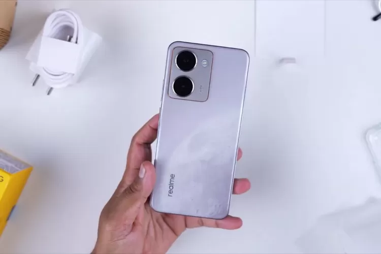 Realme P3 Ultra 5G: आपकी हर जरूरत को पूरा करने वाला स्टाइलिश 5G स्मार्टफोन