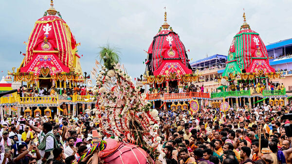 भगवान जगन्नाथ रथ यात्रा 2025 लाइव दर्शन, रूट मैप और ट्रैफिक अपडेट