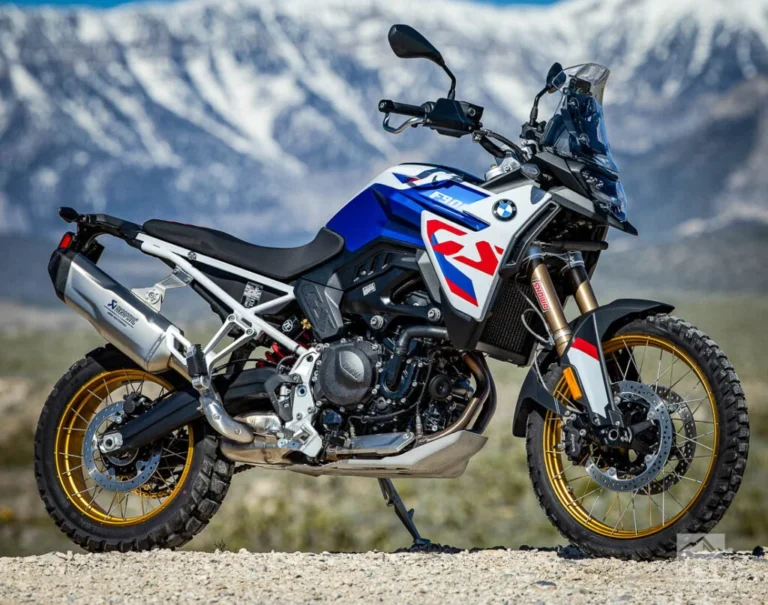 BMW F 900 GS: Adventure Bike with Heated Grips and 895cc Engine for ₹13.75 Lakh