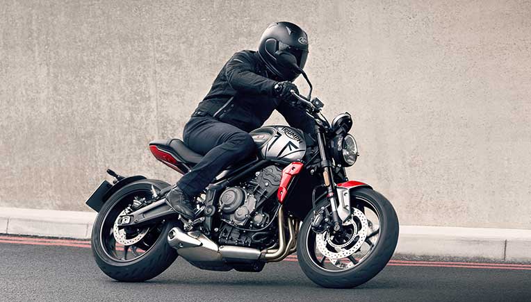 Triumph Trident 660: स्टाइल, स्पीड और स्मार्ट टेक का दमदार संगम