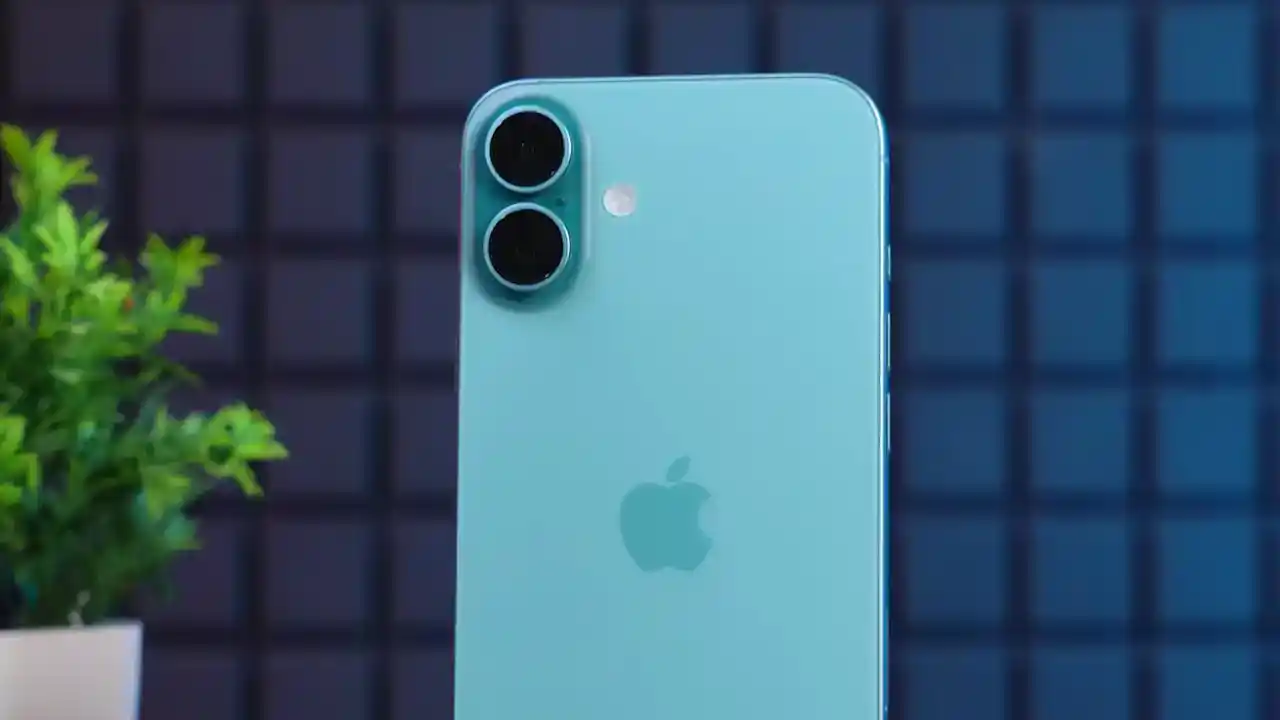 iPhone 16 Plus