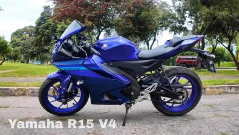 रॉयल राइडिंग एक्सपीरियंस के लिए Yamaha R15 V4 है बेस्ट चॉइस