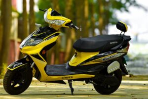 Gemopai Ryder 90km रेंज, बिना लाइसेंस चलाने वाला स्मार्ट ई स्कूटर, कीमत सिर्फ 70,822
