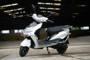 Okaya ClassIQ 60 से 70 किमी रेंज, 25kmph टॉप स्पीड और कीमत 74,500 से शुरू