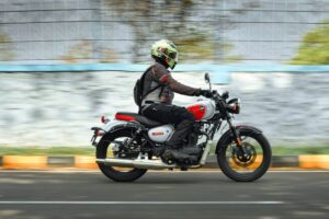 QJ Motor SRC 250 रेट्रो लुक्स, 249cc पावर और ड्यूल ABS के साथ, कीमत 1.49 लाख से शुरू