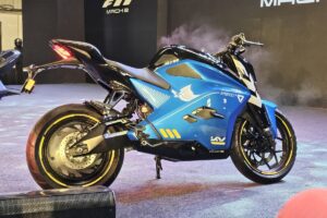 Ultraviolette F77 Mach 2 323KM रेंज, 30kW मोटर और कीमत 2.99 से 4.28 लाख