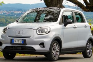 leapmotor T03 EV 280km रेंज, 70kW मोटर और मॉडर्न डिजाइन, कीमत 8 से 12 लाख