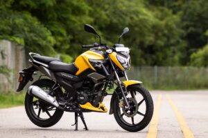 TVS Raider 125 11.2 bhp पावर, LED हेडलाइट्स, कीमत सिर्फ 83,646 से शुरू