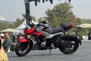 Hero Xtreme 125R 11.4 bhp पावर, फुल LED हेडलाइट्स, कीमत 90,971 से शुरू