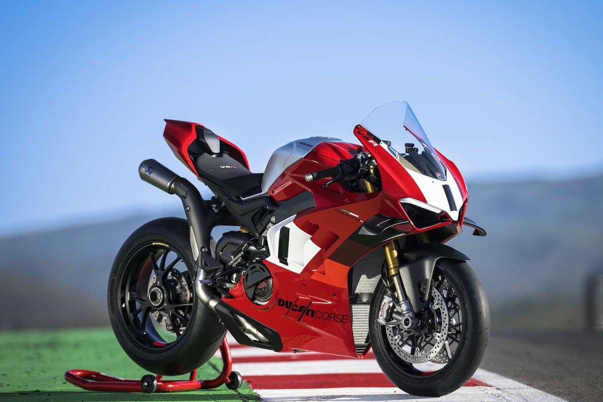 Ducati Panigale V4 R
