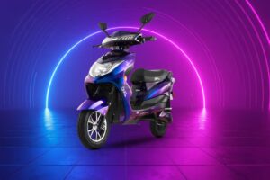 Kinetic Green Zing Big B लंबी रेंज 100km, क्रूज़ कंट्रोल और एंटी थेफ्ट अलार्म, कीमत 75,990