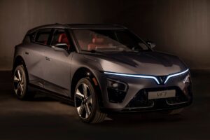 Vinfast VF 7 Wind 70.8kWh बैटरी, 201bhp/310Nm और 532km रेंज, कीमत 23.49 लाख