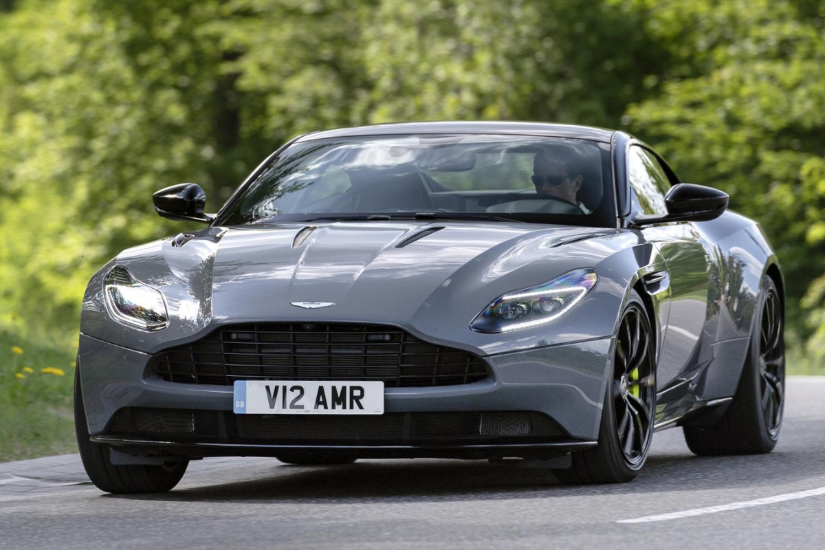 Aston Martin DB11