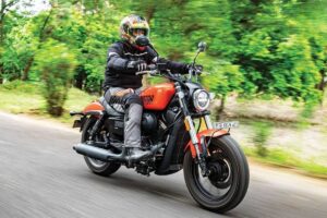 QJ Motor SRV 300 मस्कुलर क्रूज़र लुक,14 लीटर टैंक और 140kmph टॉप स्पीड, कीमत 3.19 लाख