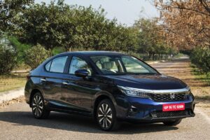 Honda City 2025 लग्ज़री इंटीरियर, ADAS सेफ्टी और 17kmpl माइलेज, कीमत 12.00 से 16.17 लाख