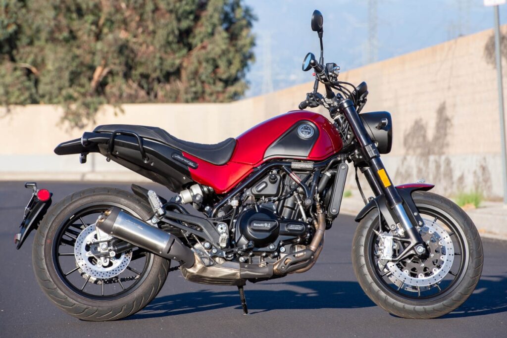 Benelli Leoncino 500